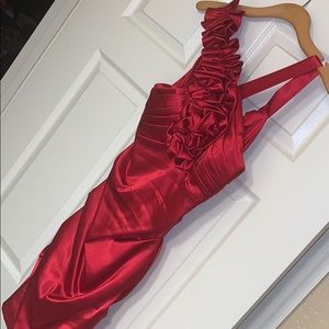 Windsor red dress New